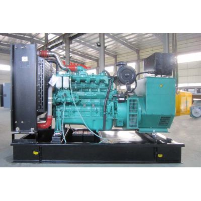 120kw玉柴柴油發電機組-玉柴6缸柴油機YC6B205L-D20柴油發電機組,缸徑/行程：108/125mm,柴油發電機組水冷發動機功率152KW,柴油發電機組配套馬拉松斯坦福發電機。廠價直銷歡迎選購：13773399855。