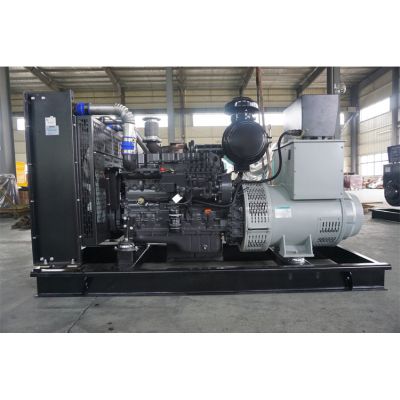 150kw上柴股份柴油發(fā)電機(jī)組-上柴股份6缸柴油機(jī)SC7H230D2柴油發(fā)電機(jī)組,缸徑/行程：105/124mm,柴油發(fā)電機(jī)組水冷發(fā)動(dòng)機(jī)功率170KW,柴油發(fā)電機(jī)組配套馬拉松斯坦福發(fā)電機(jī)。廠價(jià)直銷(xiāo)歡迎選購(gòu)：13773399855。